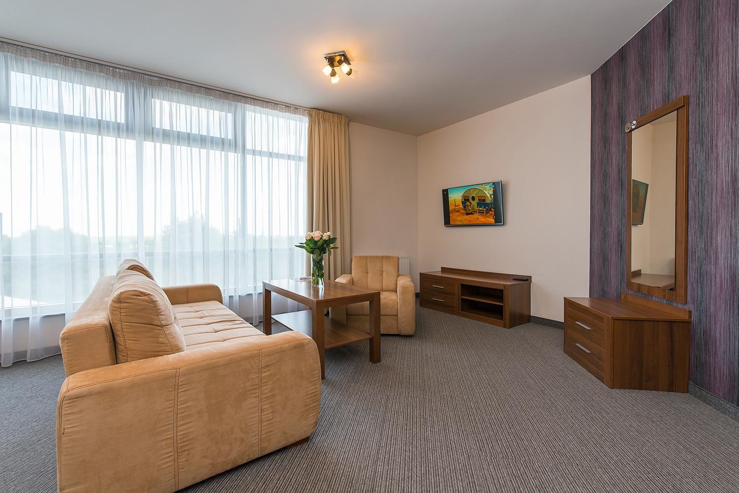 Hotel Esperanto Świdnica Εξωτερικό φωτογραφία