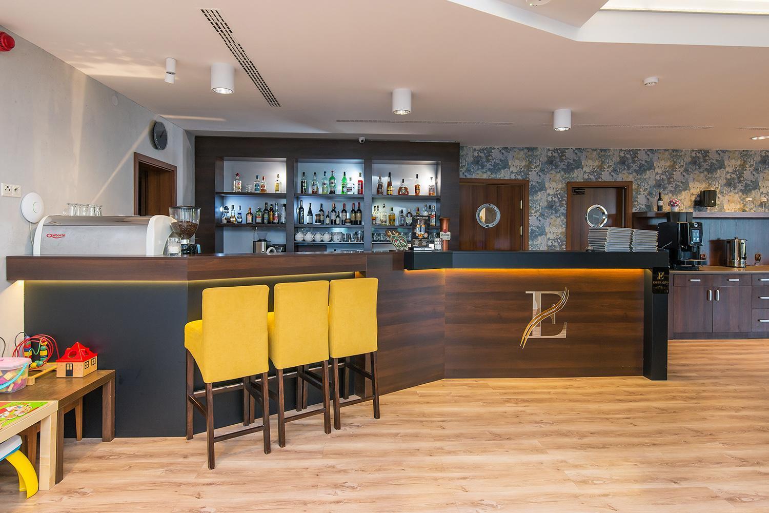 Hotel Esperanto Świdnica Εξωτερικό φωτογραφία