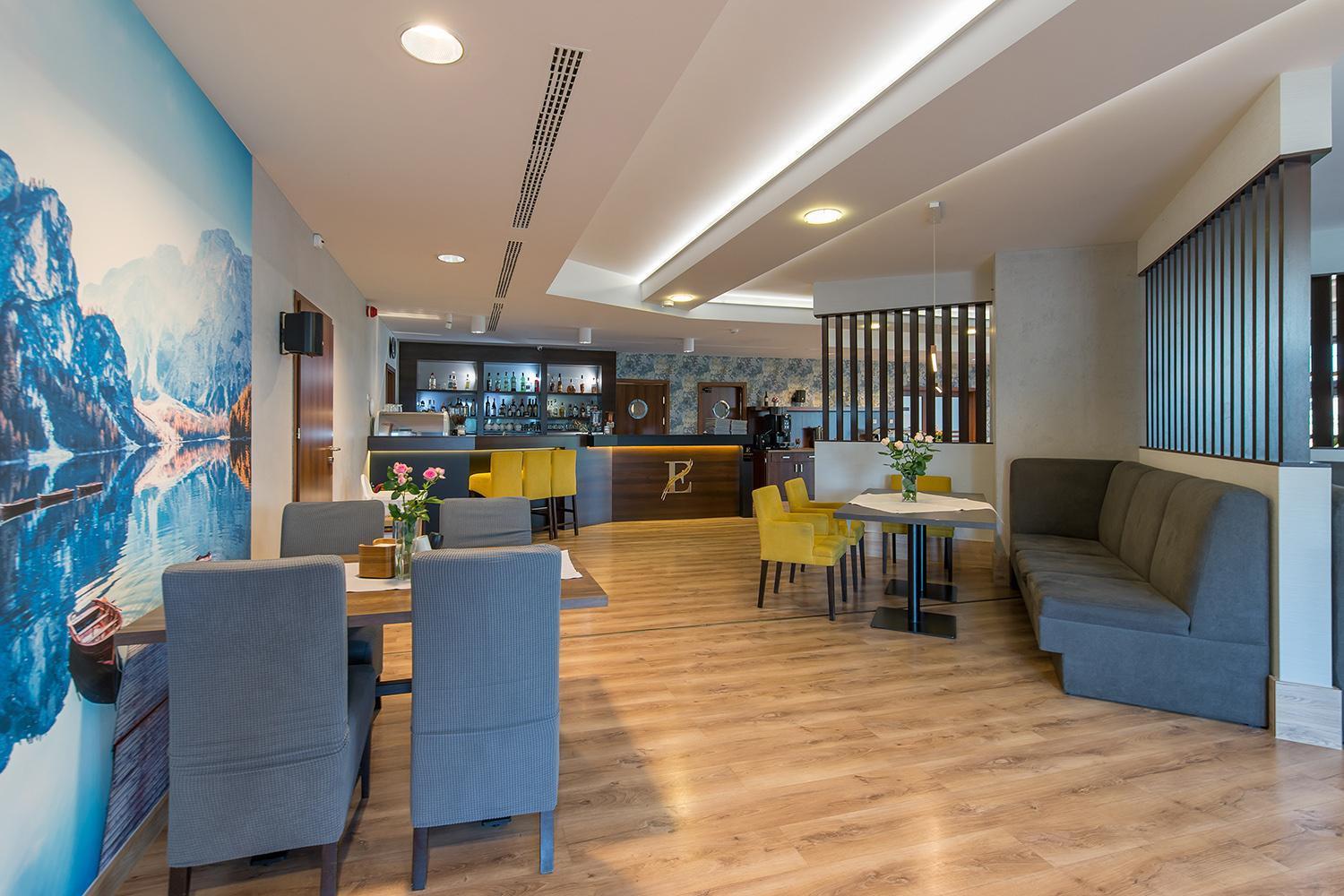 Hotel Esperanto Świdnica Εξωτερικό φωτογραφία